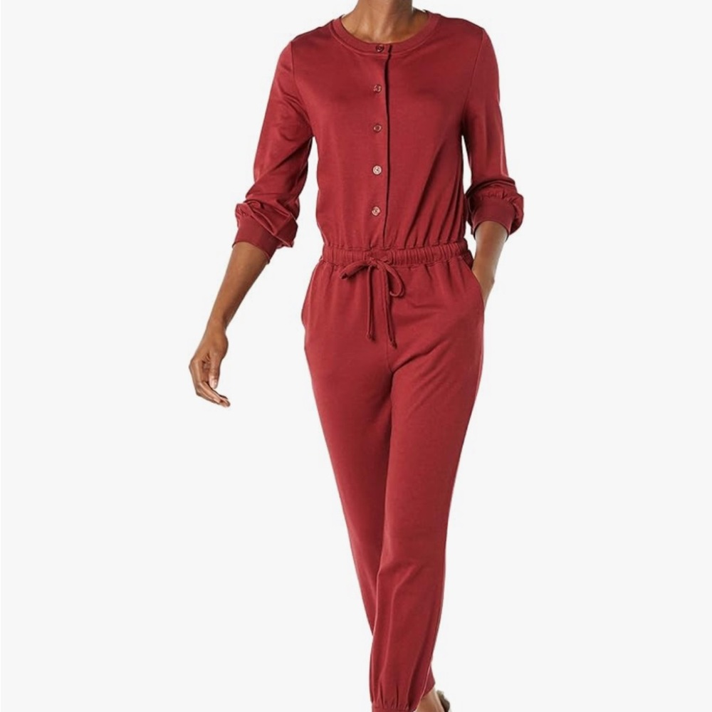 Amazon Essentials Women's Fashion Studio Terry Jumpsuit